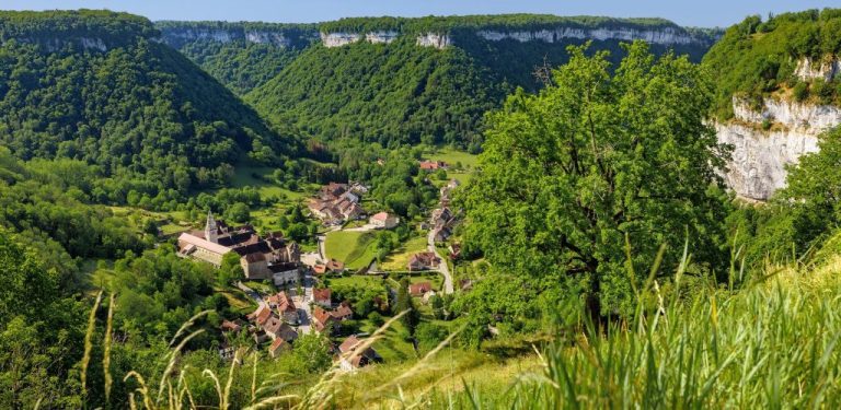 Vacances dans le Jura - La chèvrerie Pampilles & Compagnie