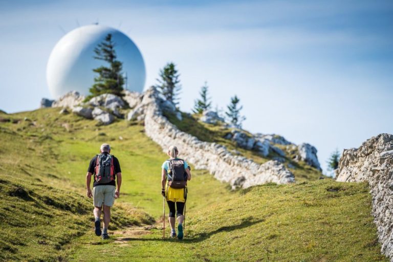 Vacances dans le Jura - La chèvrerie Pampilles & Compagnie